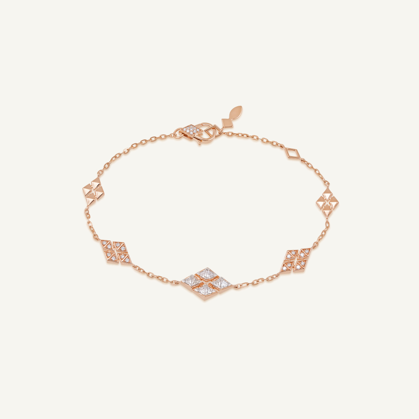Limitless Motif Loose Bracelet